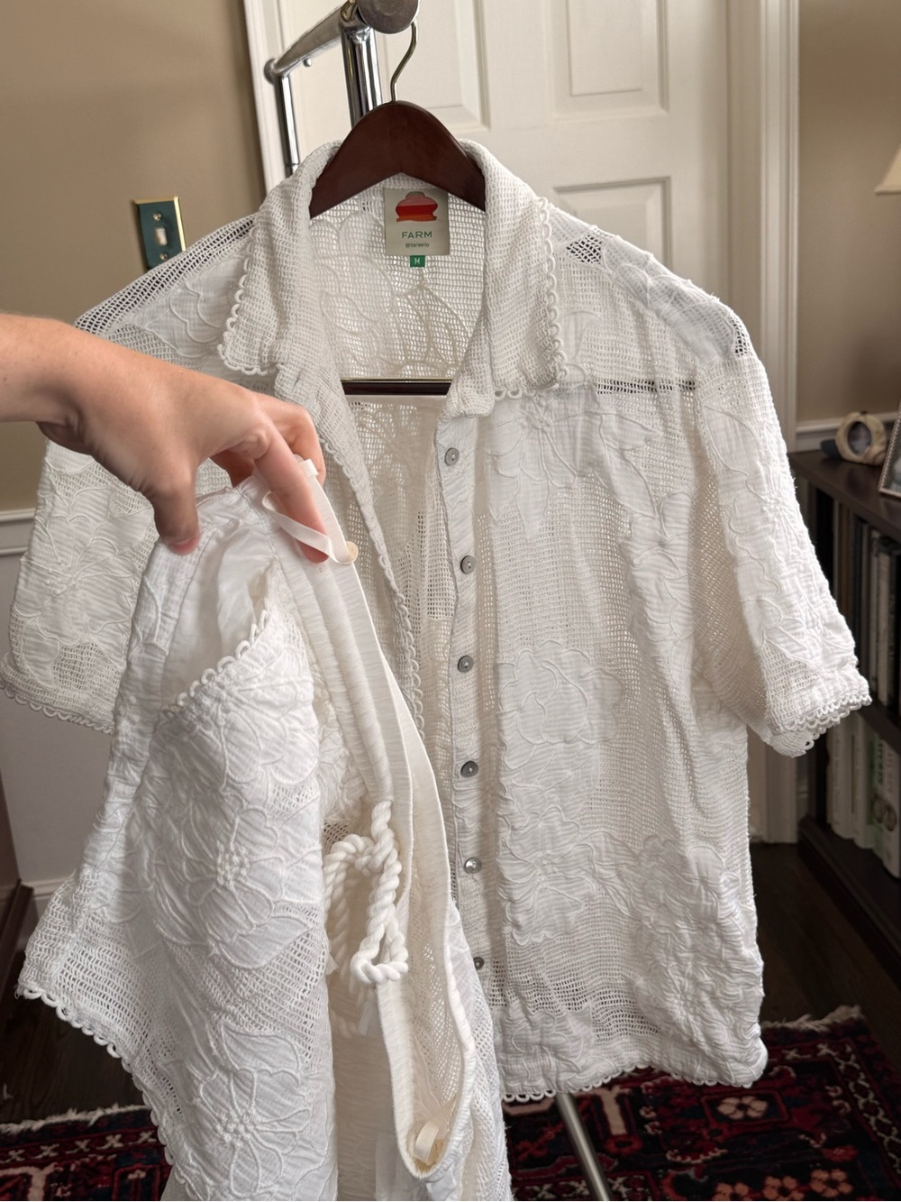 FARM Rio White Crochet Button-Front Short Sleeve Blouse